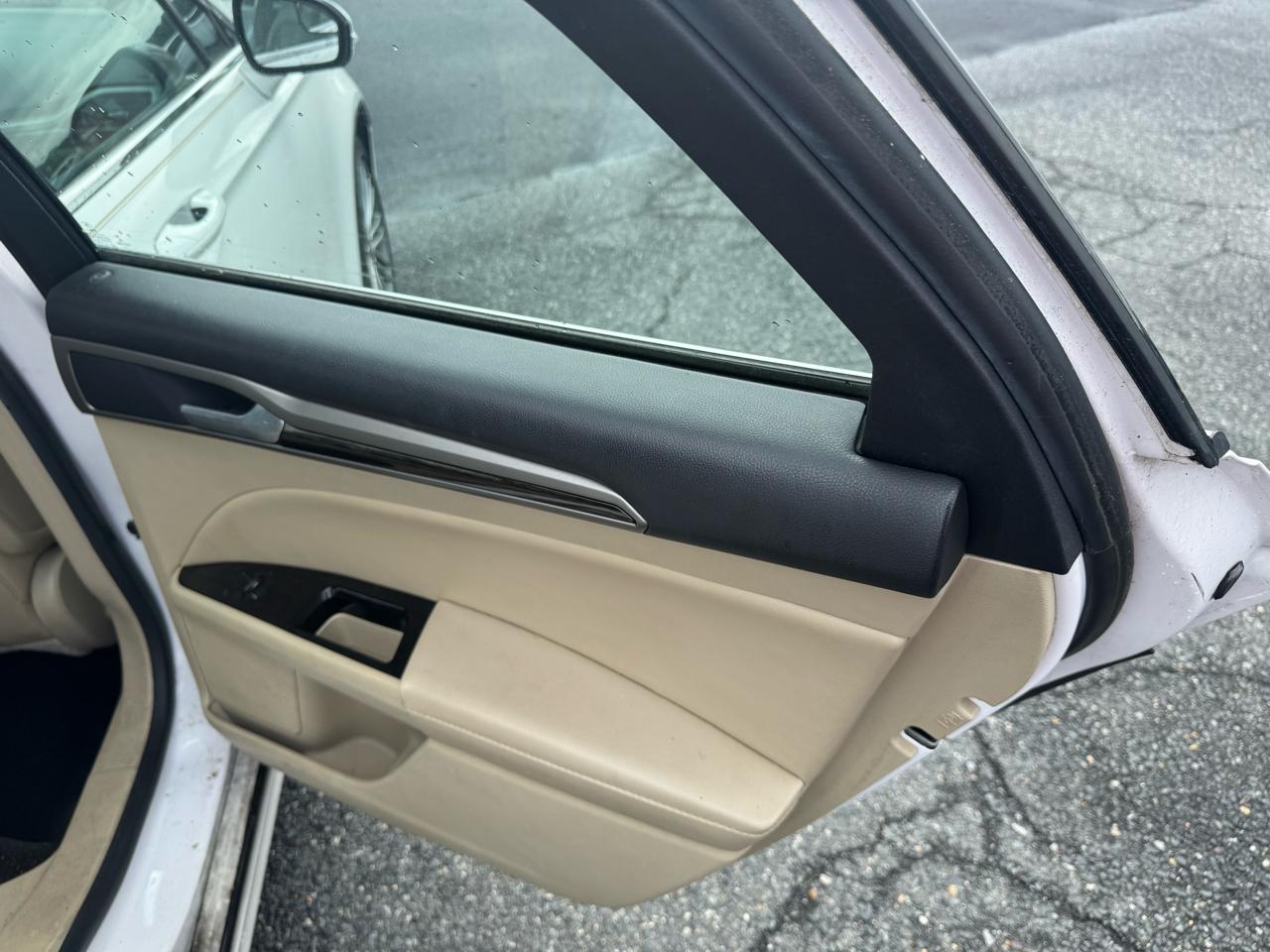 Ford Fusion SE 2014