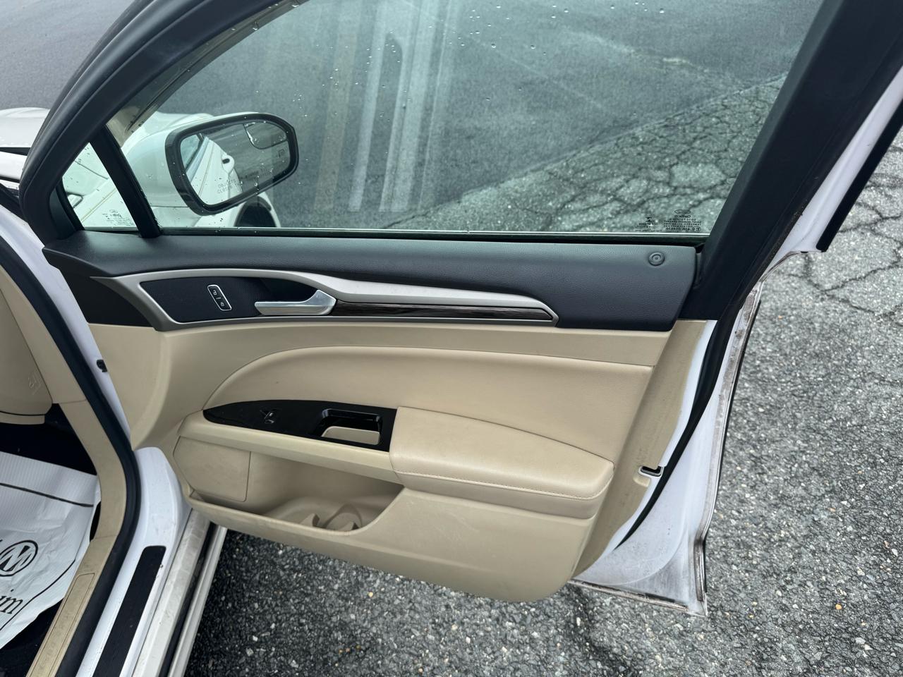 Ford Fusion SE 2014