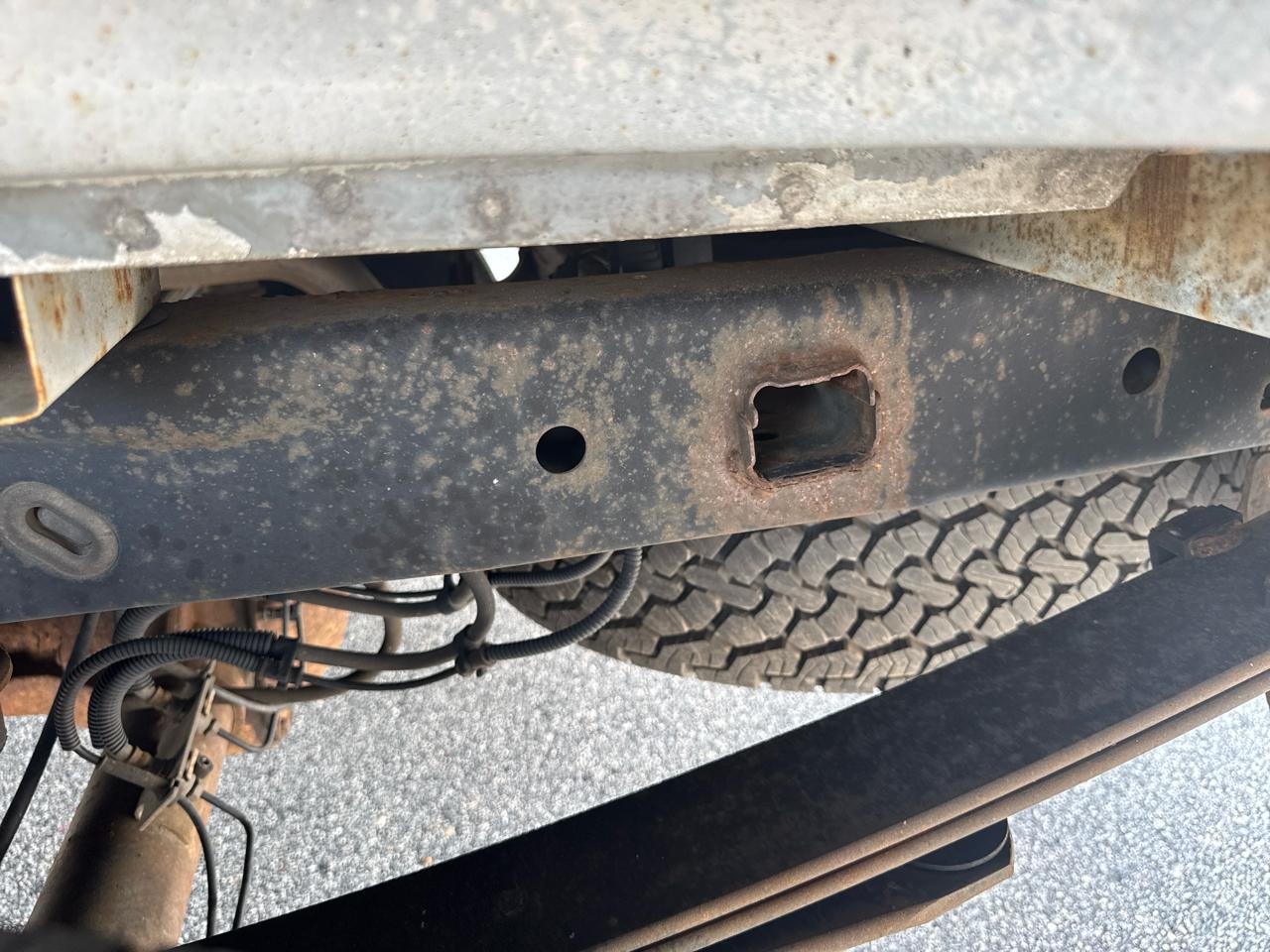 Ford F-150 2WD Reg Cab 126" XL 2012