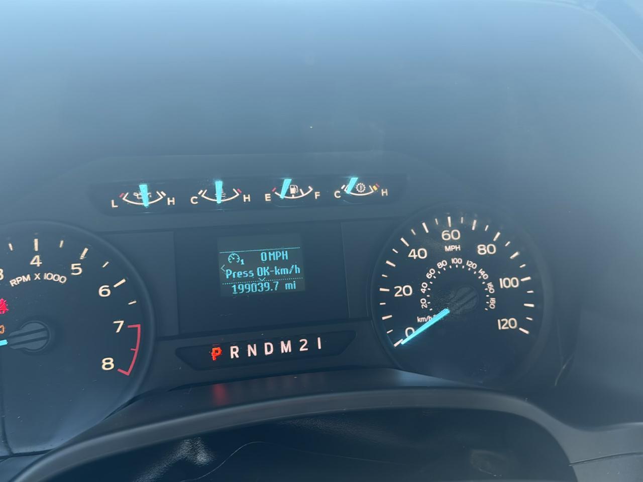 Ford F-150 2WD Reg Cab 122.5" XL 2018