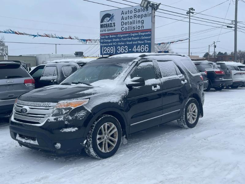 Ford Explorer Base FWD 2014