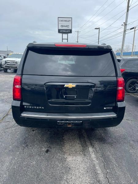 Chevrolet Suburban Premier 4WD 2017