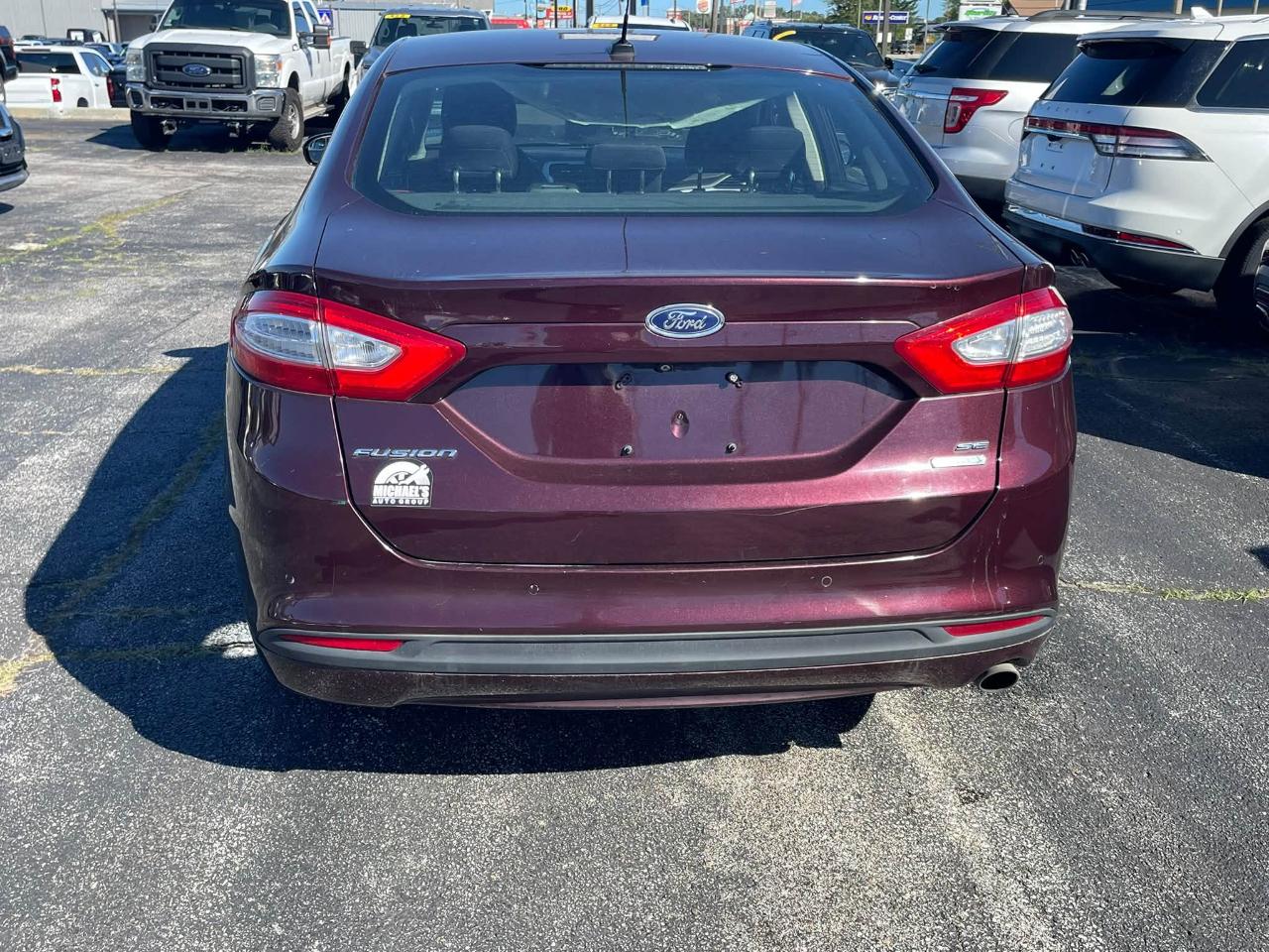 Ford Fusion SE 2013