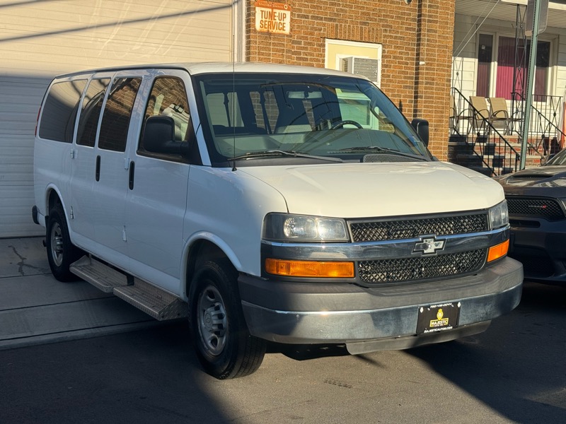 2016 Chevrolet Express LT 2500