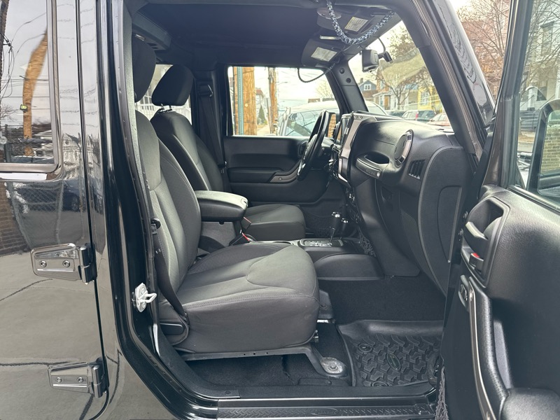 Jeep Wrangler Unlimited Sport 4WD 2016