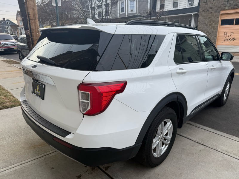 Ford Explorer XLT AWD 2020
