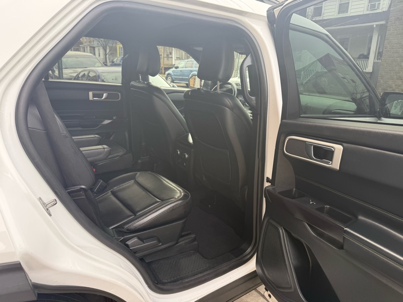 Ford Explorer XLT AWD 2020