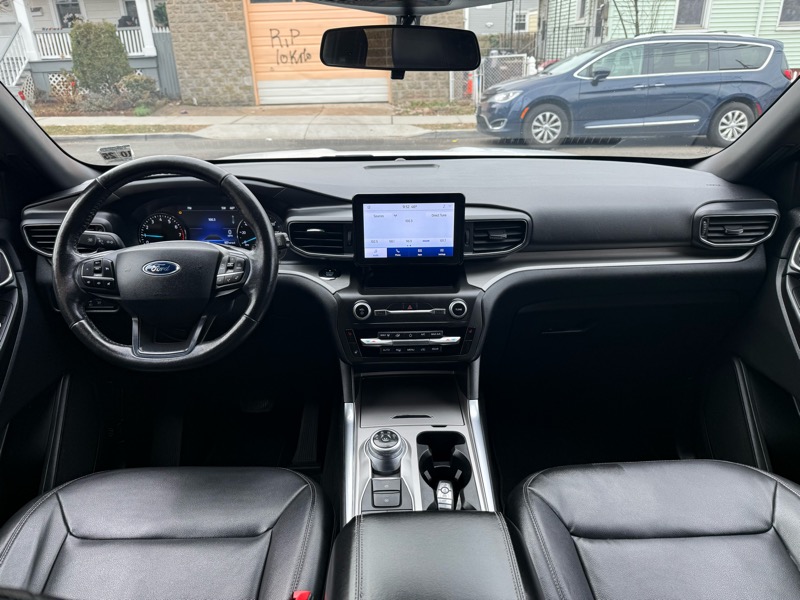 Ford Explorer XLT AWD 2020