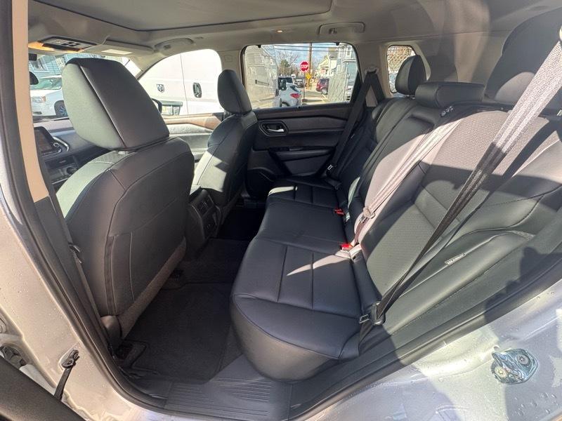 Nissan Rogue SV AWD 2023