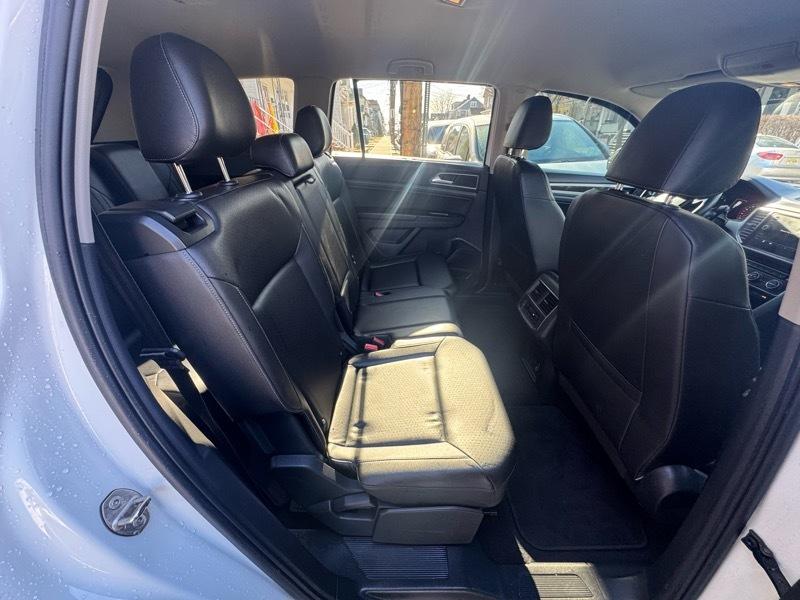 Volkswagen Atlas V6 SE w/Technology AWD 2018