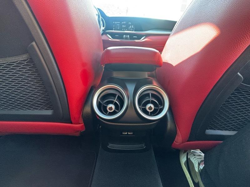 Alfa Romeo Stelvio Ti 2021