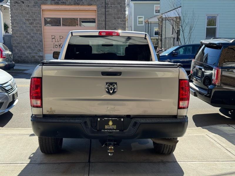 RAM 1500 Tradesman Quad Cab 2WD 2018