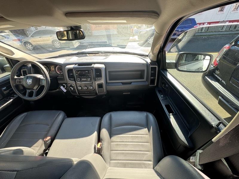 RAM 1500 Tradesman Quad Cab 2WD 2018