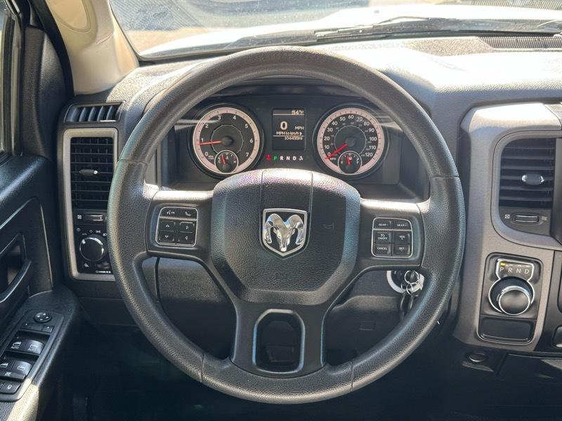 RAM 1500 Tradesman Quad Cab 2WD 2018