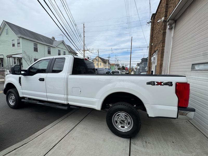 Ford F-250 SD XL SuperCab 4WD 2021
