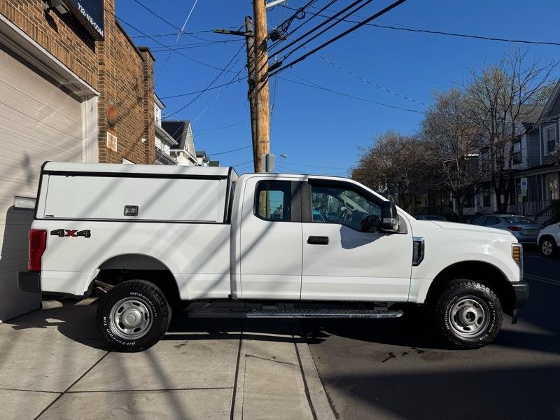 Ford F-250 SD XLT SuperCab Long Bed 4WD 2019