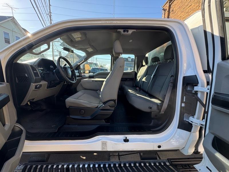 Ford F-250 SD XLT SuperCab Long Bed 4WD 2019