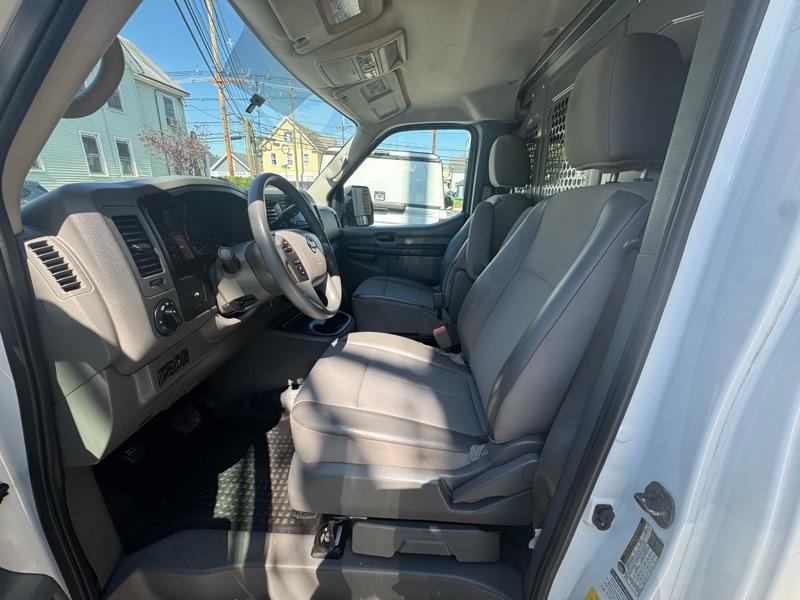 Nissan NV Cargo 3500 HD S High Roof 2018