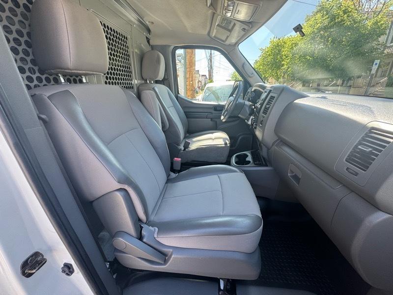Nissan NV Cargo 3500 HD S High Roof 2018
