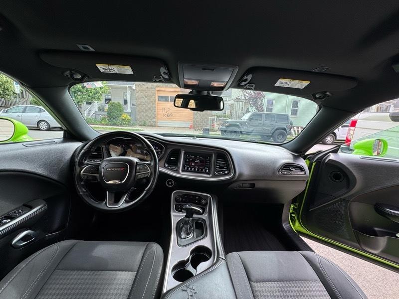 Dodge Challenger SXT 2019