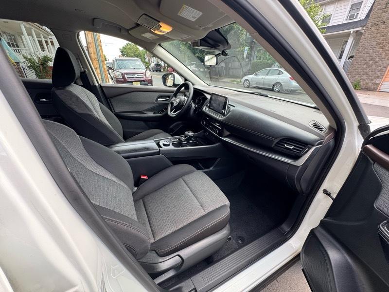 Nissan Rogue SV AWD 2023