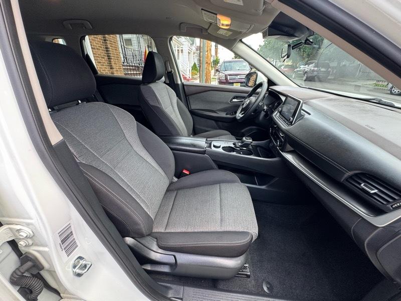 Nissan Rogue SV AWD 2023