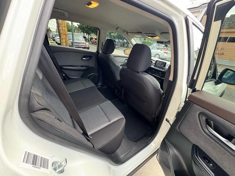 Nissan Rogue SV AWD 2023