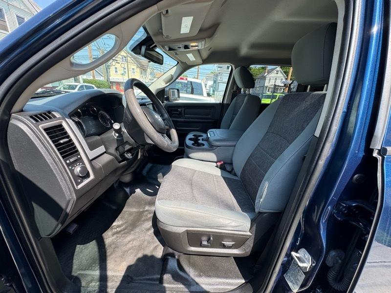 RAM 1500 Classic Tradesman Crew Cab LWB 4WD 2020
