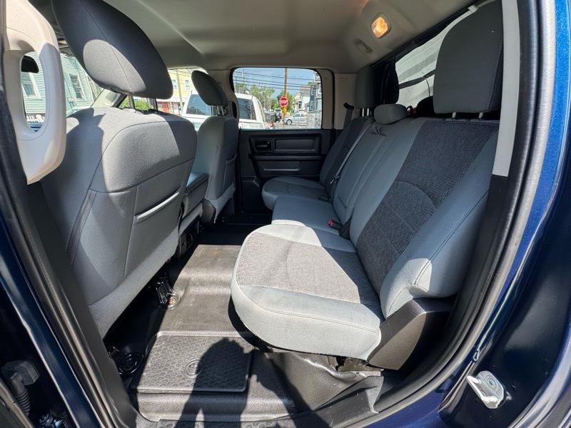 RAM 1500 Classic Tradesman Crew Cab LWB 4WD 2020