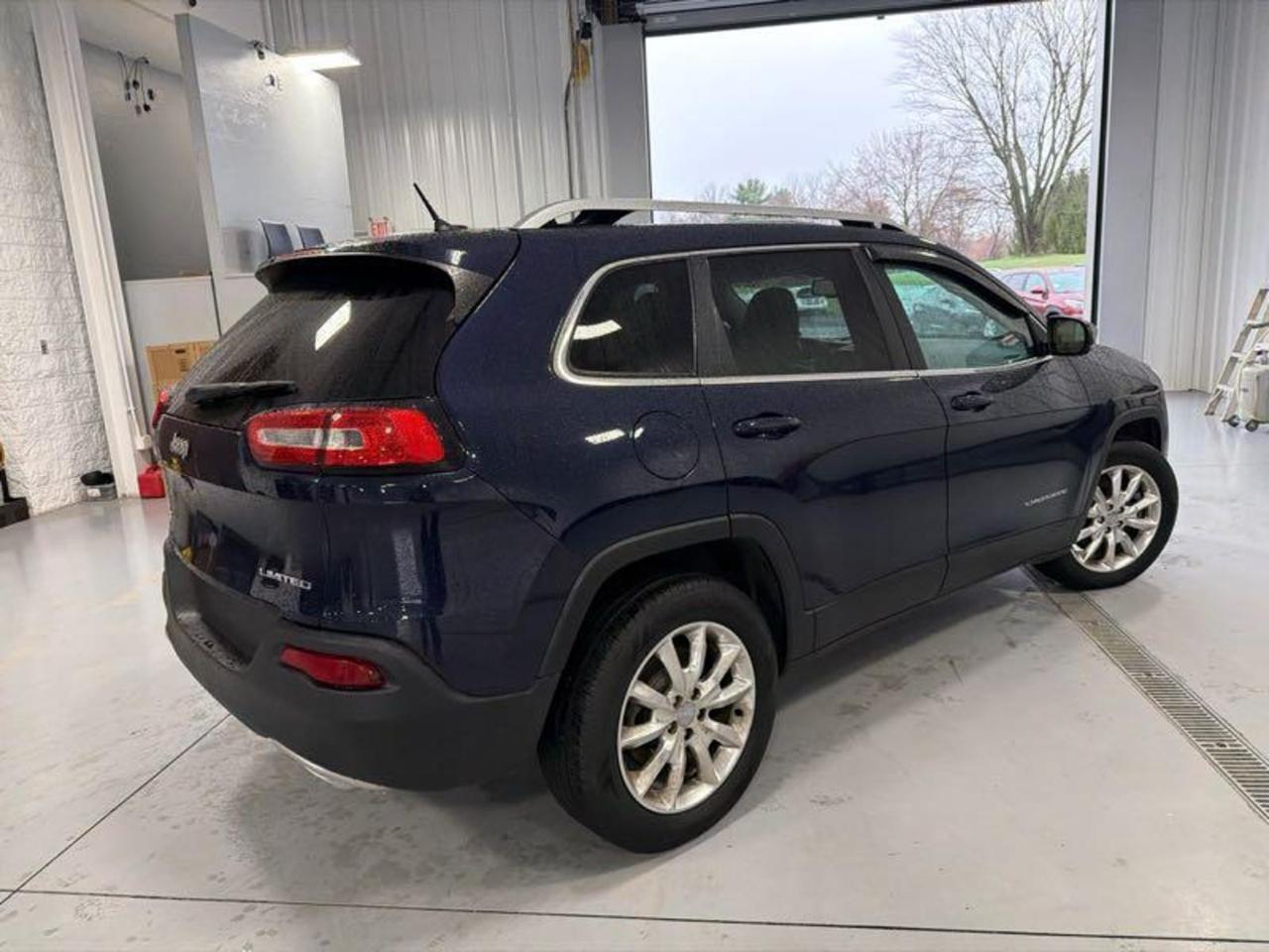 Jeep Cherokee Limited 4WD 2015