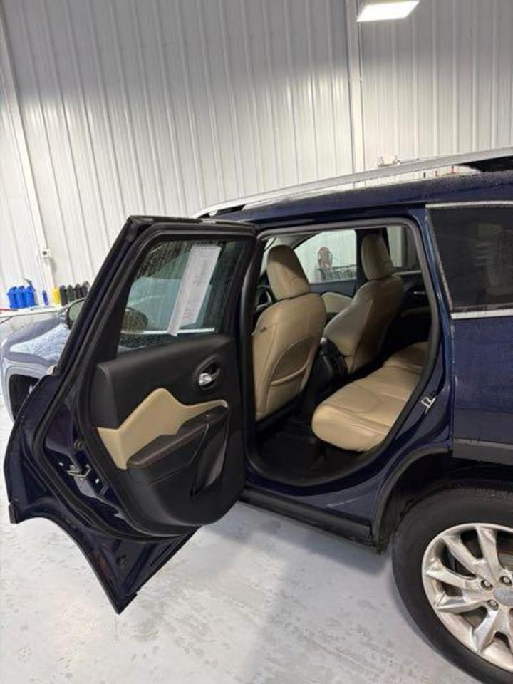 Jeep Cherokee Limited 4WD 2015