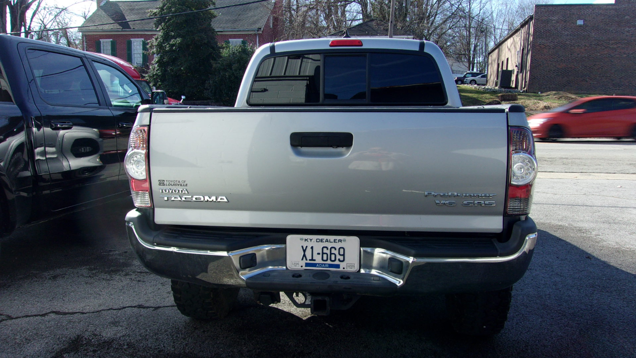 Toyota Tacoma PreRunner Double Cab V6 5AT 2WD 2014