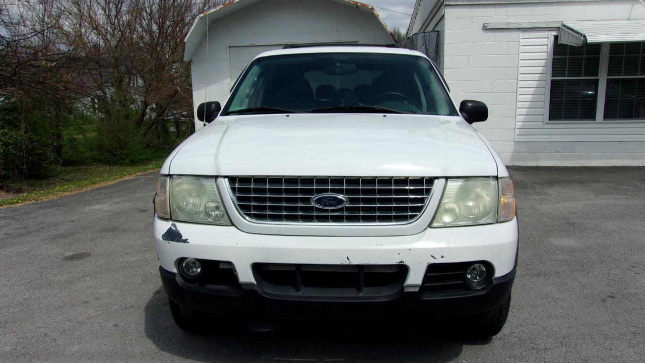 Ford Explorer XLT 4.6L AWD 2003