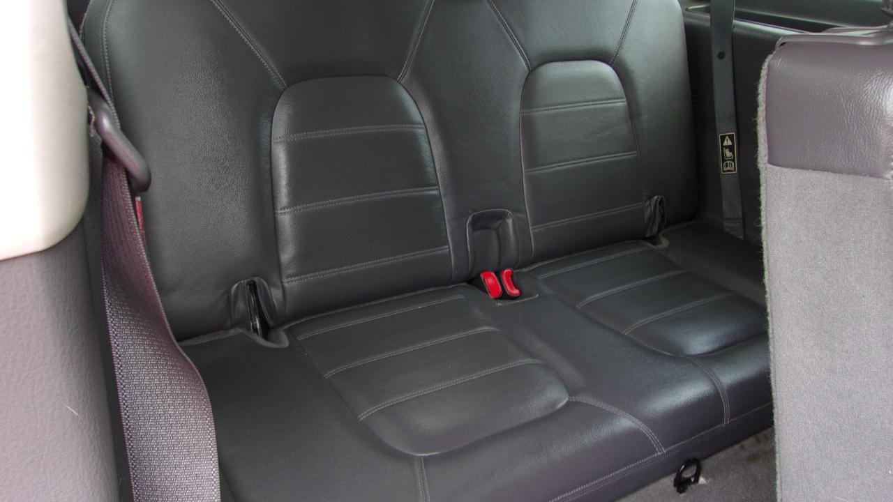 Ford Explorer XLT 4.6L AWD 2003