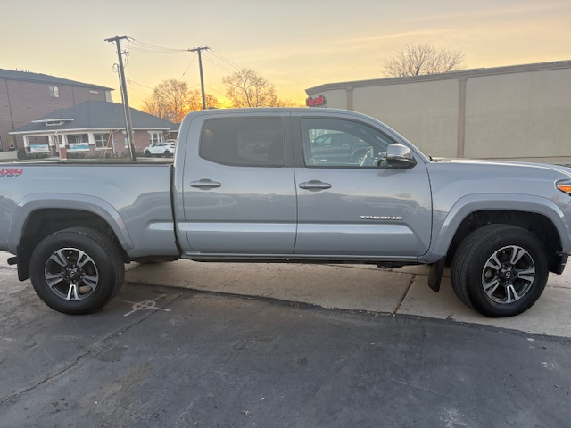 Toyota Tacoma  2018