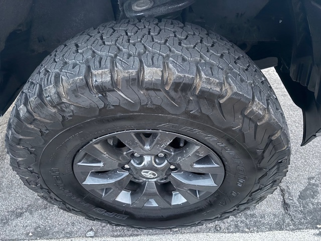 Toyota Tacoma SR5 Double Cab Long Bed V6 6AT 4WD 2023