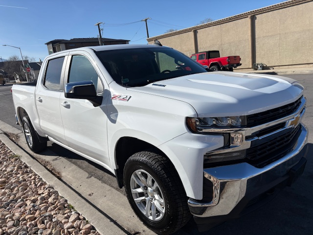 Chevrolet Silverado 1500 LT Crew Cab 4WD 2021