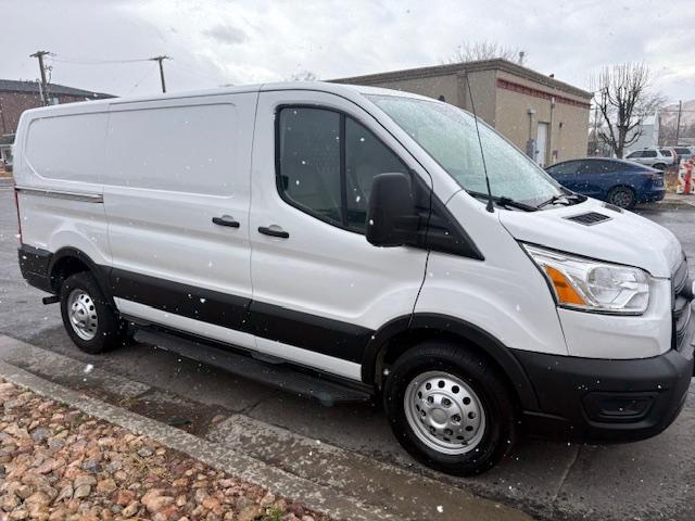 Ford Transit 150 Van Low Roof w/Sliding Pass. 148-in. WB 2021