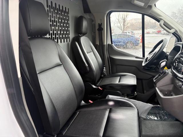 Ford Transit 150 Van Low Roof w/Sliding Pass. 148-in. WB 2021