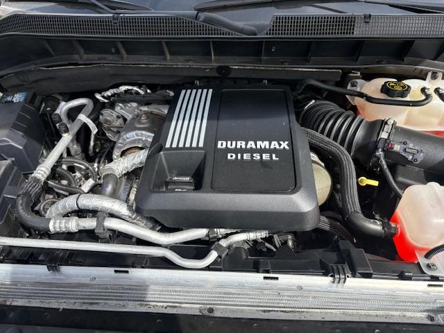 Chevrolet Silverado 1500 LT Crew Cab 4WD 2022