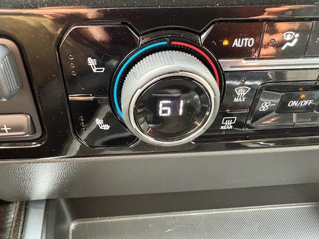 Chevrolet Silverado 1500 LT Crew Cab 4WD 2022