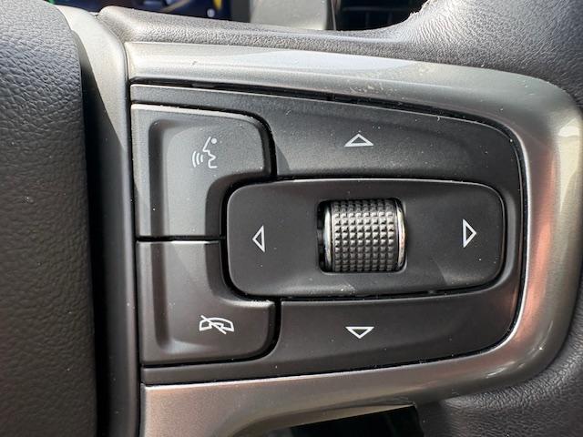 Chevrolet Silverado 1500 LT Crew Cab 4WD 2022