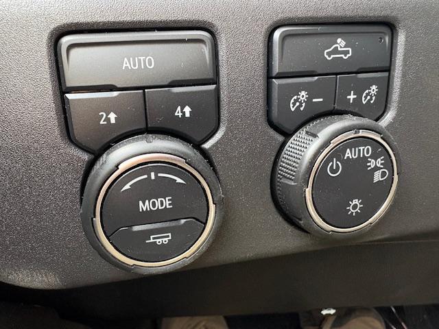 Chevrolet Silverado 1500 LT Crew Cab 4WD 2022