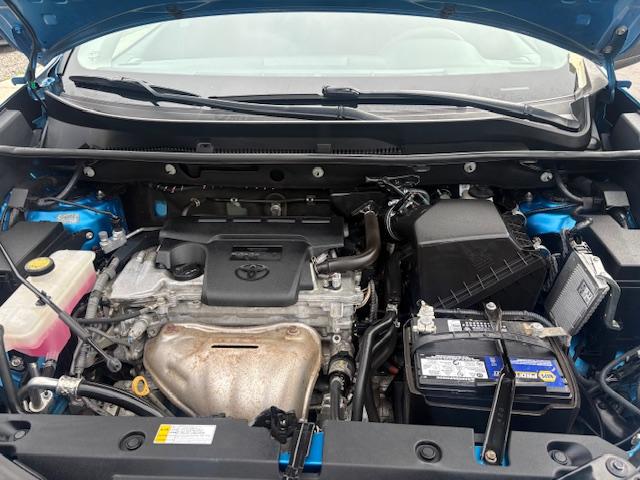 Toyota RAV4 LE AWD 2016