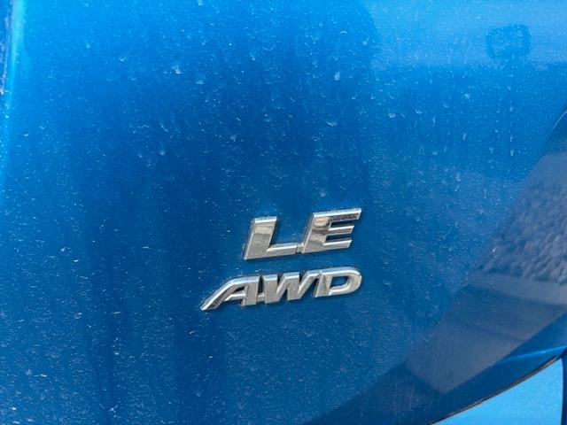 Toyota RAV4 LE AWD 2016