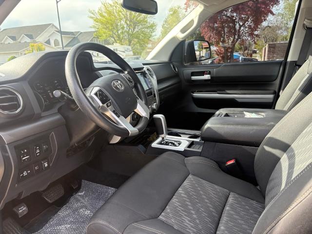 Toyota Tundra SR5 5.7L V8 CrewMax 4WD 2021