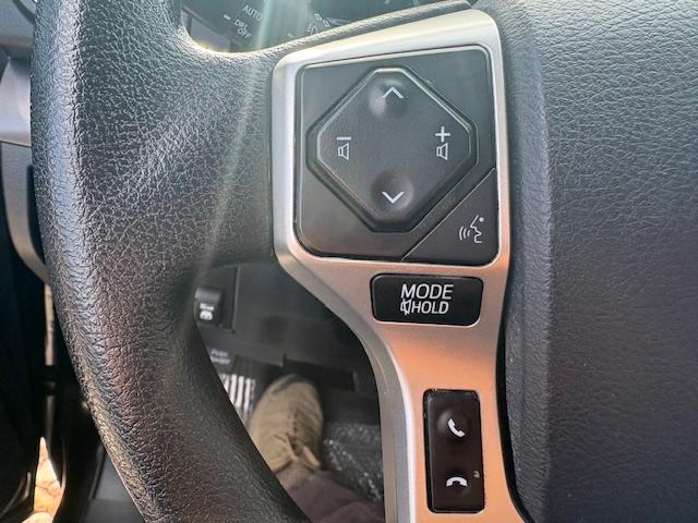 Toyota Tundra SR5 5.7L V8 CrewMax 4WD 2021