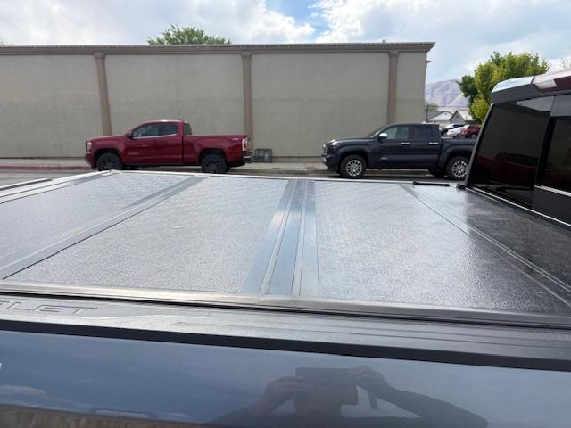 Chevrolet Silverado 1500 LT Trail Boss Crew Cab Long Box 4WD 2021