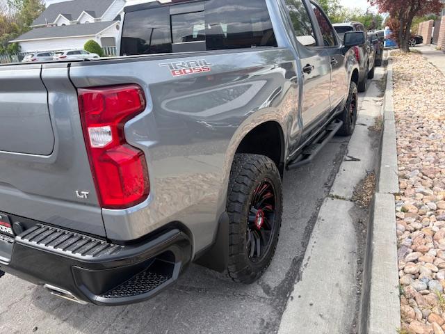 Chevrolet Silverado 1500 LT Trail Boss Crew Cab Long Box 4WD 2021