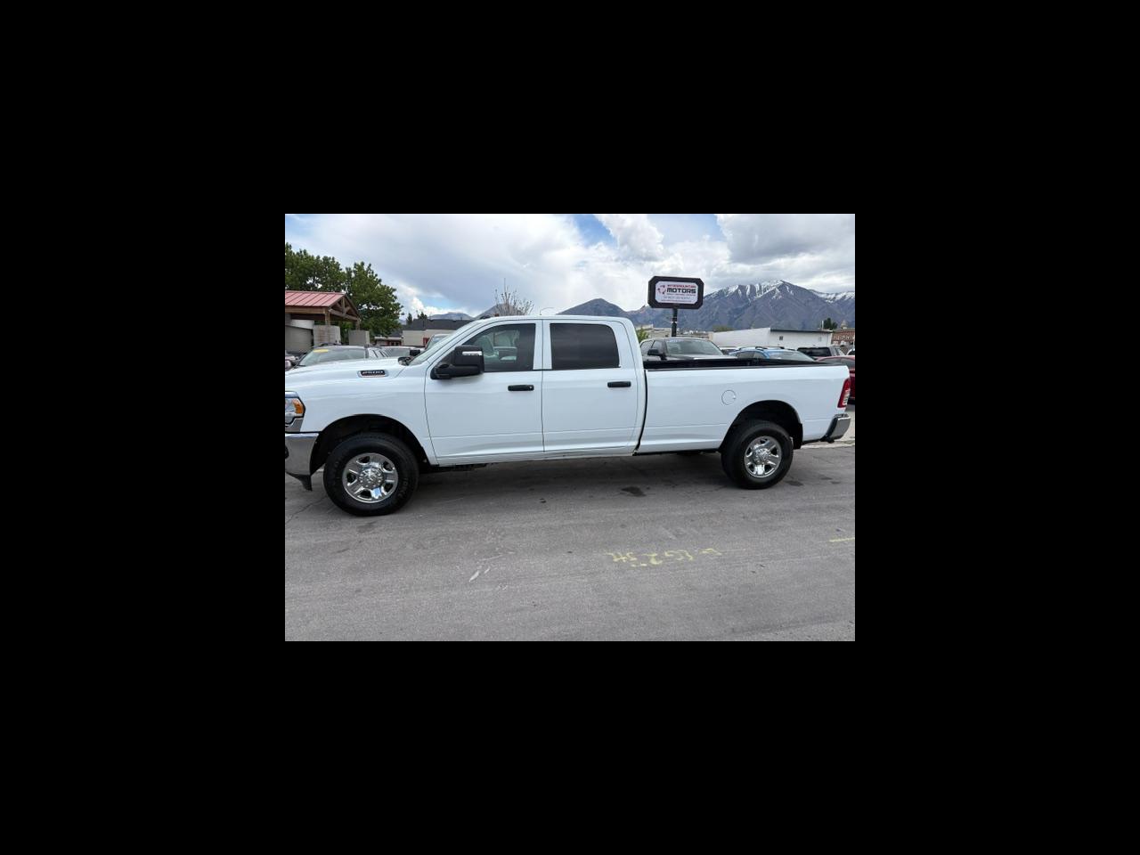 RAM 2500 Tradesman Crew Cab LWB 4WD 2024
